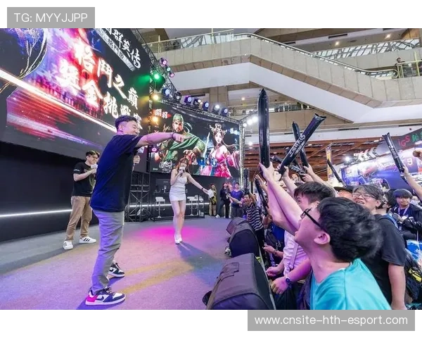 直播直击:现场“激烈对决”精彩不断 直播直击:现场“激烈对决”精彩不断